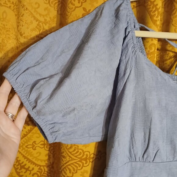 Large Blue Summer Dress - Picture 4 of 8